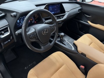 Lexus UX Crossover 200 171KM 2022 Lexus UX 200 GPF Business 2WD Lexus UX 200 GPF Bus, zdjęcie 9