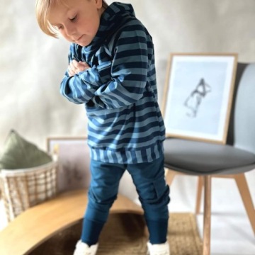 ДЕТСКАЯ ФУТБОЛКА FUN, ПОЛОСКИ 140/146 PL