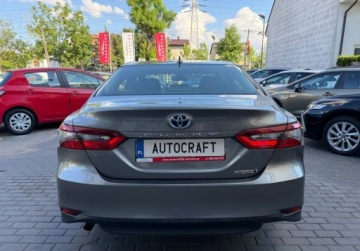 Toyota Camry IX Sedan 2.5 Hybrid Dynamic Force 218KM 2021 Toyota Camry salon Polska, FV-VAT 23, serwis ASO, Gwarancja 2.5 Hybryda, zdjęcie 30