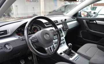 Volkswagen Passat B7 Variant 2.0 TDI CR DPF BlueMotion 140KM 2013 Volkswagen Passat Alltrack 2.0 tdi - bezwypadkowy - zadbany - oplacony - b, zdjęcie 20
