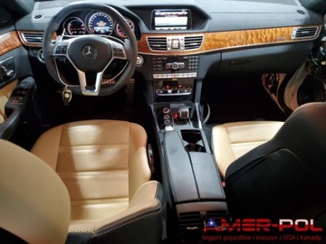 Mercedes Klasa E W212 2014 Mercedes-Benz Klasa E _E63_AMG_4Matic_V8_5.5 L_577 km_2014r 5.5 Benzyna, zdjęcie 6