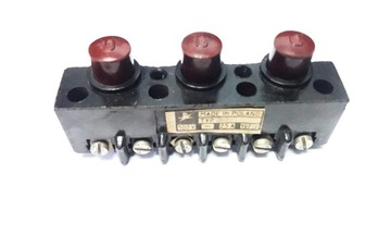 PRZYCISK STEROWNICZY SAMOPOWROTEM BAKELIT N226-3R