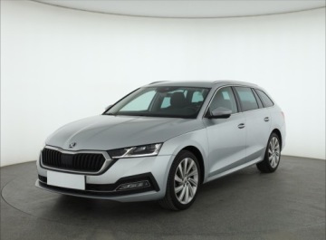 Skoda Octavia IV Scout 1.5 TSI ACT 150KM 2022 Skoda Octavia 1.5 TSI, Salon Polska, zdjęcie 1