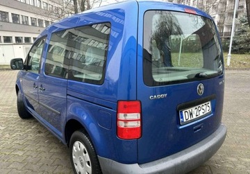 Volkswagen Caddy III Furgon 1.6 102KM 2009 Volkswagen Caddy 1.6 benzyna 102KM 2009r Osobowy 1.6 Benzyna 102KM, zdjęcie 5