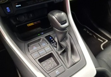 Toyota RAV4 V SUV 2.5 Hybrid Dynamic Force 218KM 2022 Toyota RAV4 VAT 23 Comfort 2.5 hybrid 218KM CVT 2022 r., salon PL, I wlasc, zdjęcie 25