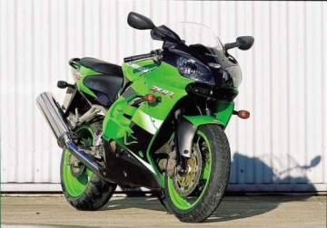 KAWASAKI ZX9R НАКЛАДКА НА ПАССАЖИРСКОЕ СИДЕНЬЕ НА ЗАКАЗ NO01