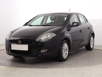 Fiat Bravo II Hatchback 5d 1.6 TD MultiJet 120KM 2011 Fiat Bravo 1.6 MultiJet, Navi, Klima, Klimatronic, zdjęcie 1