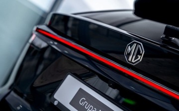 MG HS 2025 MG HS Exclusive Kamery 360 Nawigacja 1.5 Benzyna 172KM, zdjęcie 13