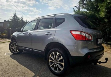 Nissan Qashqai I Crossover Facelifting  2.0 140KM 2012 Nissan Qashqai Nissan Qashqai 2.0 Tekna Premium CVT 2.0 Benzyna 140KM, zdjęcie 14