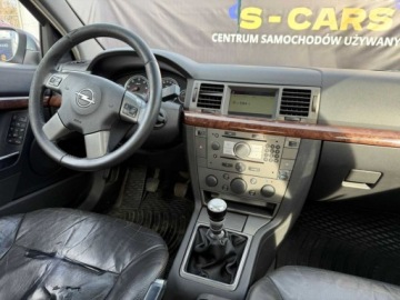 Opel Vectra C Sedan 1.9 CDTI 120KM 2005 Opel Vectra Opel Vectra C 1.9 CDTI ALUFELGI DLUGIE OC I PRZEGLAD Zamiana, zdjęcie 5