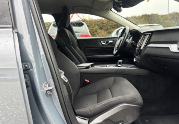 Volvo V60 II  2021 Volvo V60 Miekka Hybryda 2.0 Diesel 197KM, zdjęcie 15