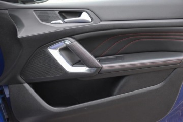 Peugeot 2015 Peugeot 308 PEUGEOT 308 GT 1.6 205KM ALU18 LED NAVI DENON Panorama Gwaran, zdjęcie 24