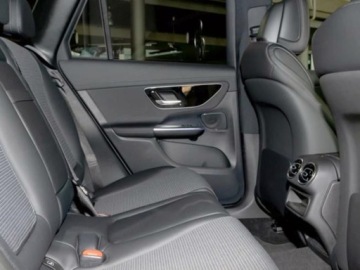 Mercedes GLC C254/X254 SUV 2.0 200d 163KM 2025 GLC 200 d 4-Matic Avantgarde 2.0 (163KM) 2025, zdjęcie 13