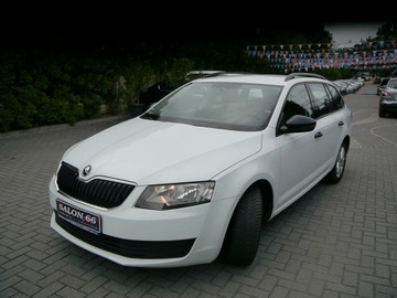 Skoda Octavia III Kombi 1.6 TDI CR DPF 105KM 2015 Škoda Octavia Skoda Octavia 1.6tdi ASO, zdjęcie 7