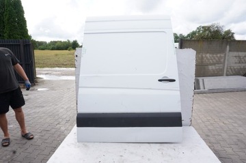 DVEŘE BOČNÍ PRAVÉ POSUVNÉ MERCEDES SPRINTER W906