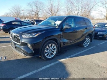 Toyota Highlander III 2023 Toyota Highlander Toyota Highlander 2.4 Benzyna 265KM, zdjęcie 2