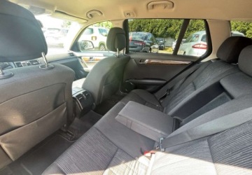 Mercedes Klasa C W204 2007 Mercedes-Benz Klasa C C220 CDI 2.1 Diesel 170KM, zdjęcie 12