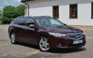 Honda Accord VIII Kombi 2.0 VTEC 156KM 2014 Honda Accord GWARANCJA, 2014r, 2.0 Benzyna, Bogate wyposazenie, Ladnie utr, zdjęcie 1
