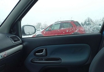 Renault Clio III Hatchback 5d 1.2 i 16V 75KM 2005 Renault Clio Renault Clio 1.1 Benzyna 75KM, zdjęcie 12