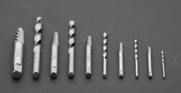 НАБОР ЭКСТРАКТОРОВ NEO ДЛЯ СЛОМАННЫХ ВИНТОВ + КЕЙС 09-609