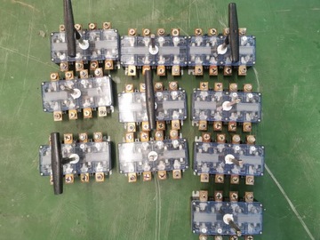 Разъединитель 3-полюсный 250А LR 54846 HOLEC