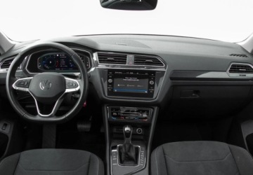 Volkswagen Tiguan II 2022 Volkswagen Tiguan Volkswagen Tiguan Elegance 2.0 TDI 150KM 1.5 Diesel 150KM, zdjęcie 16