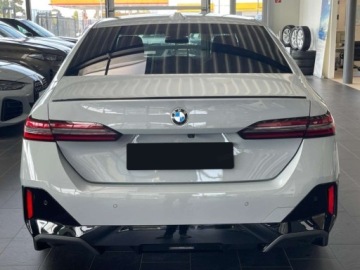 BMW Seria 5 G90-91 2026 BMW Seria 5 520i Sport Sedan 2.0 (208KM) 2026, zdjęcie 2