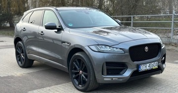 Jaguar F-Pace 2017 Jaguar F-Pace R Sport, Lampy LED, 2.0 D AWD 4x4, Bezwypadkowy Nowy Rozrzad
