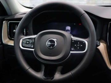 Volvo XC60 II Crossover Plug-in Facelifting 2025 2.0 T8 Plug-in hybrid 455KM 2026 VOLVO XC60 T8 Plug-In Hybrid AWD Ultra Dark Suv 2.0 (455KM) 2026, zdjęcie 7