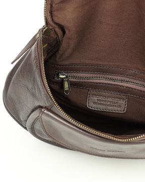 Torebka NA SZEROKIM PASKU skórzana listonoszka