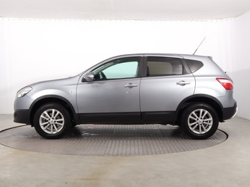 Nissan Qashqai I Crossover Facelifting  1.6 117KM 2012 Nissan Qashqai 1.6, Klima, Tempomat, Parktronic, zdjęcie 2