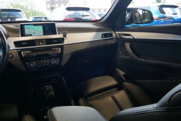 BMW X1 F48 2020 BMW X1 xDrive 28i 245KM Panorama Skory Pamieci Kamera LED Navi 2.0 245KM, zdjęcie 19