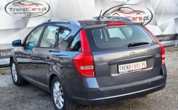Kia Ceed I SW Facelifting 1.6 DOHC CVVT 126KM 2010 Kia Ceed 1.6 125 KM bezwypadkowa klimatronic szyberdach 1.6 Benzyna 125KM, zdjęcie 6