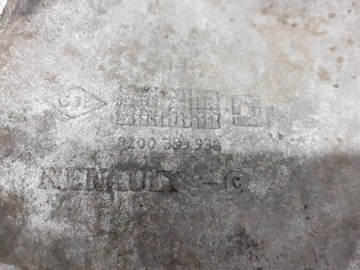 ЛАПА ДВИГАТЕЛЯ RENAULT LAGUNA III 2.0 DCI 8200399938