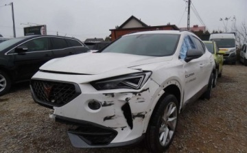 Cupra Formentor Crossover 1.5 TSI 150KM 2024 Cupra Formentor 052024r, Salonowy, 1.5TSI, Uszkodzony prawy przod. Poobija