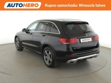 Mercedes GLC C253 SUV Facelifting 2.0 220d 194KM 2019 Mercedes GLC 220 FV23% 4x4 automat full LED navi, zdjęcie 3