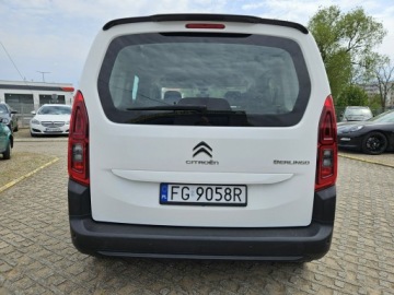 Citroen Berlingo III Osobowy M 1.2 PureTech 110KM 2021 Citroen Berlingo 1,2 benzyna 110KM nawigacja, zdjęcie 16