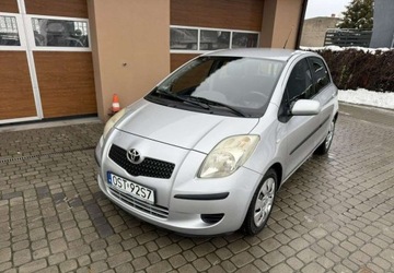 Toyota Yaris 2006 Toyota Yaris 1,3 87KM Klimatyzacka Kola latozima 1.3 Benzyna 87KM, zdjęcie 12