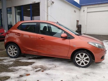 Mazda 2 II Hatchback 5d 1.3 75KM 2010 Mazda 2 1.3 PROSTA benzyna 5 DRZWI klimatyzacja piekny kolor 1.3 Benzyna, zdjęcie 21