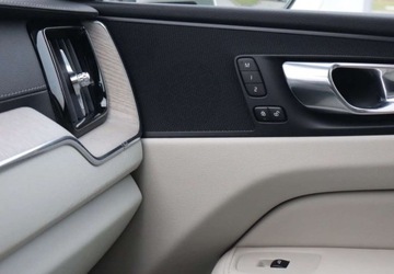 Volvo XC60 II 2020 Volvo XC 60 B5 Diesel Mild Hybrid 235KM AWD Inscription Salon PL gwarancja, zdjęcie 21