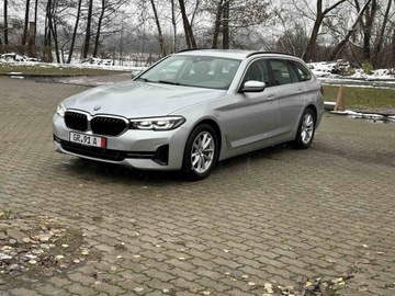 BMW Seria 5 G30-G31 Touring Facelifting 3.0 530d 286KM 2020 2021-03 BMW 530d LCI xDrive Touring BEZWYPADKOWY