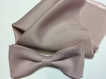 ПУДРОВО-РОЗОВЫЙ ГАЛСТУК-БАБОЧКА С КАРМАНОМ В КЛЕТКУ