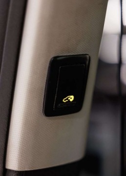 Volkswagen Sharan II Van Facelifting 2.0 TSI 220KM 2016 Volkswagen Sharan 2.0 TSI BMT Highline DSG 2.0 Benzyna 220KM, zdjęcie 31