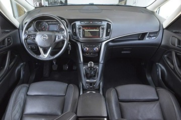 Opel Zafira C Tourer Facelifting 1.6 CDTI 120KM 2017 Opel Zafira 1.6 CDTI nawi kamera hak 7 osobowy, zdjęcie 16