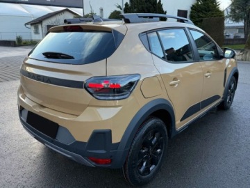 Dacia Sandero III Stepway 1.0 TCe 110KM 2025 Od ręki - Stepway Extreme 1.0 TCe 110KM / Pakiet Zimowy, Easy, zdjęcie 2