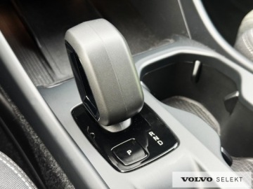 Volvo XC40 Crossover Facelifting 2.0 B3 163KM 2025 Volvo XC 40 B3 Core | Fusion Red | BLIS | Serwis A, zdjęcie 18