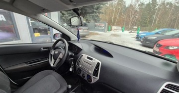 Hyundai i20 I Hatchback 5d 1.2 DOHC 78KM 2011 Hyundai i20 Oplacony do rejestracji serwisowany 2 kpl. Kol. 1.2 Benzyna, zdjęcie 5
