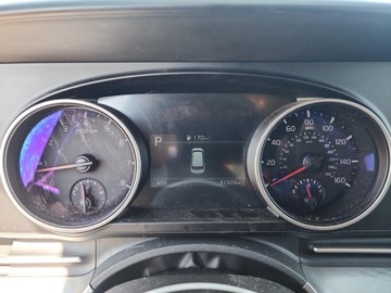 Kia Carnival II 2023 Kia Carnival LX 2023 3.5l 3.5 Benzyna 290KM, zdjęcie 9