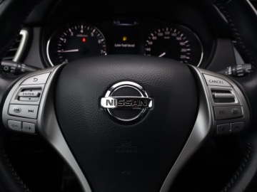 Nissan Qashqai II Crossover 1.2 DIG-T 115KM 2014 Nissan Qashqai 1.2 DIG-T, Salon Polska, Skóra, zdjęcie 17