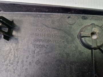 AURIS II FACELIFT - STOJÁNEK , PODLOŽKA TABULKY SPZ